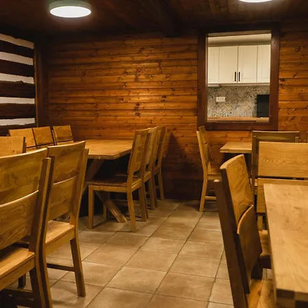 Roubenka U 2 Přátel *